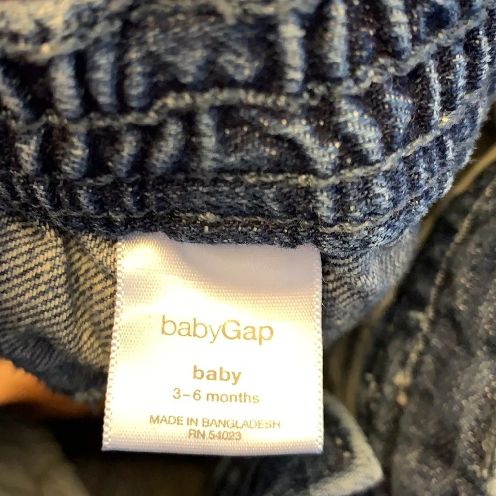 Gap - 3-6 month baby denim,‎ embroidered